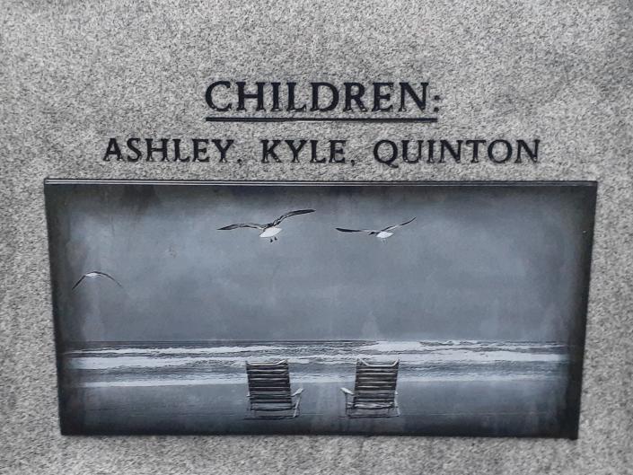LASER ETCHING ON BLACK GRANITE SCENERY GREY GRANITE BASE